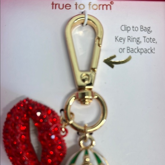 True To Form | Charming Frog 🐸 💋 Bag Charm - Picture 6 of 6
